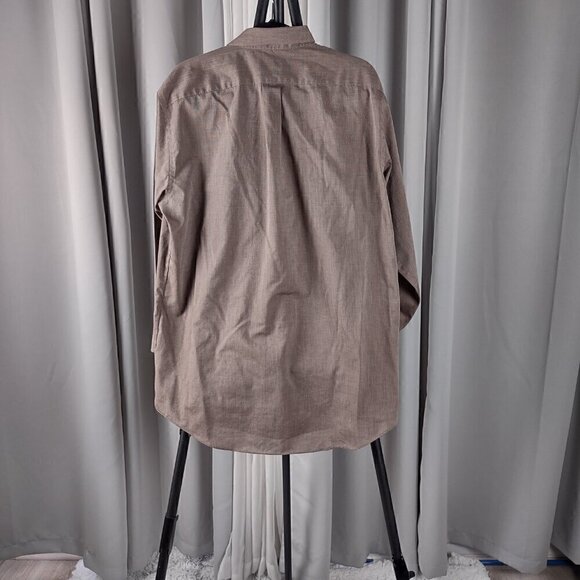 Stafford Men's Cotton Blend Brown Button Down Shirt. Size 16.5 (32-33) - Picture 3 of 12